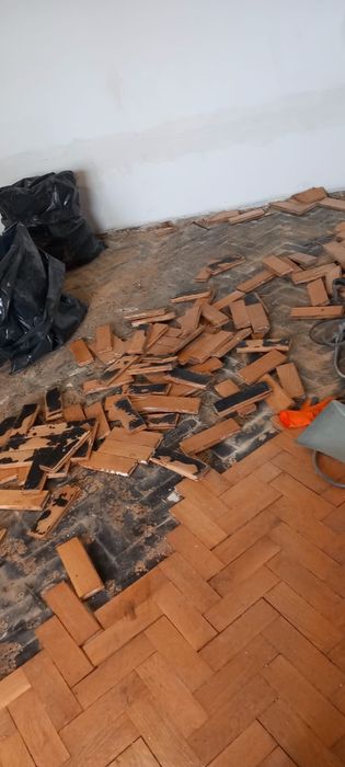 Usuwanie subitu lepiku smoły demontaż parkietu szlifowanie betonu