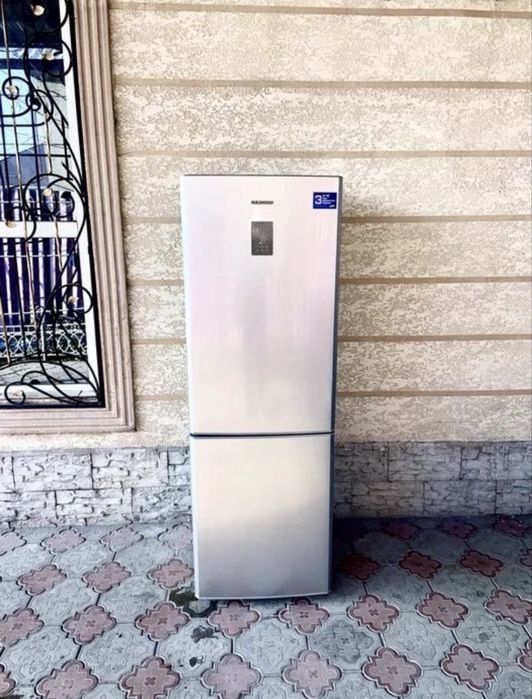 Холодильник з доставкою Samsung IKB59, гарантія, занос