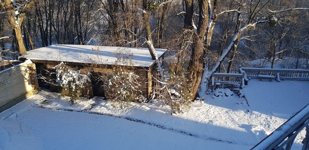 2-кімнатна квартира-котедж в центрі з видом на ліс