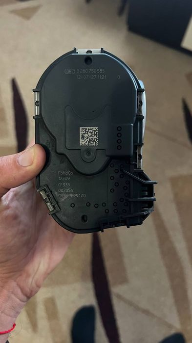 Дросельна заслінка Ford Focus 3