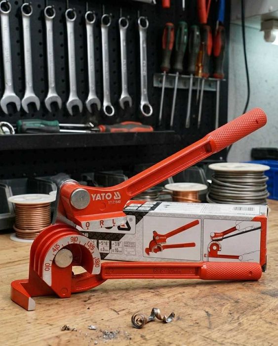 Giętarka Ręczna YATO do Prętów Drutu 6-10mm – Solidna i Precyzyjna