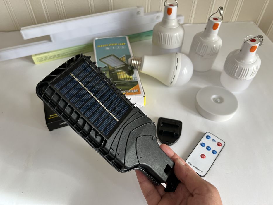 Лампа на акумуляторі 12 w, резервне живлення, led фонарь, e27 e 27