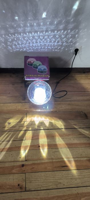 Globo LED light usado como novo
