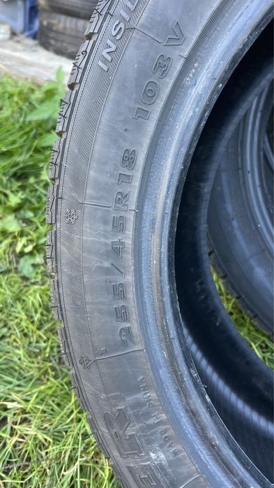 Зимові шини 255/45 R18