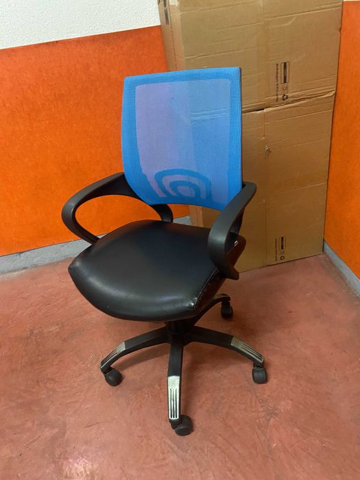 Cadeira de Escriório Ergonómica