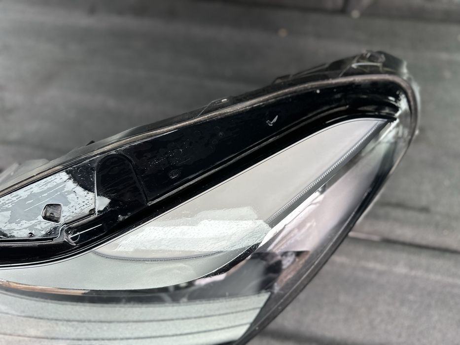 Фара tesla Y model ліва