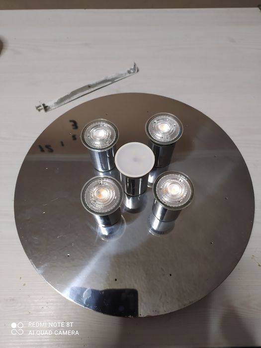 Sprzedam lampę z halogenami