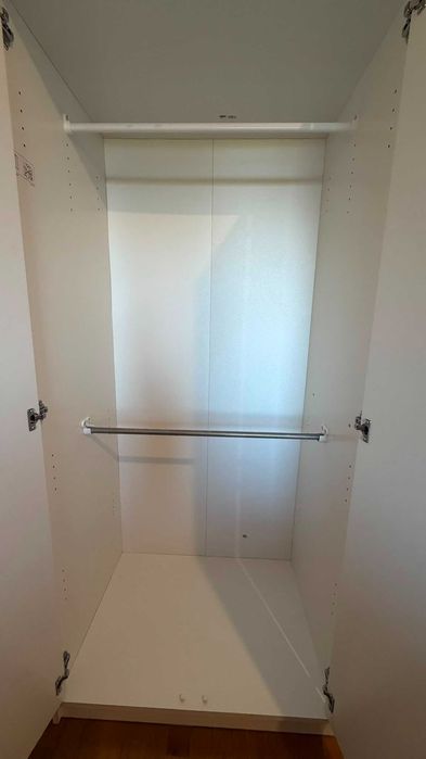 Roupeiro de 3 portas