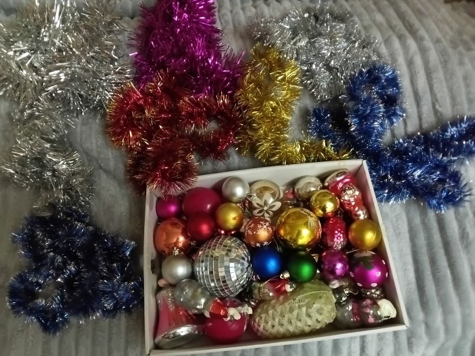 Іграшки новорічні продам