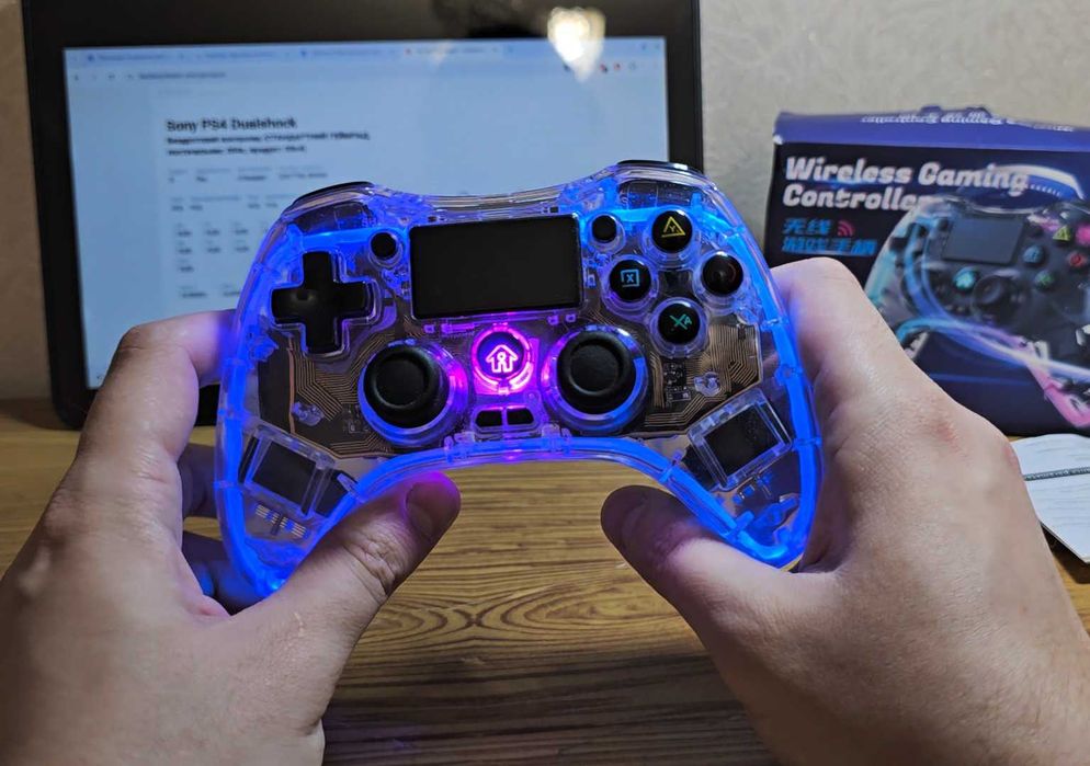 Універсальний Bluetooth контролер з аккумулятором,RGB,макросами,турбо