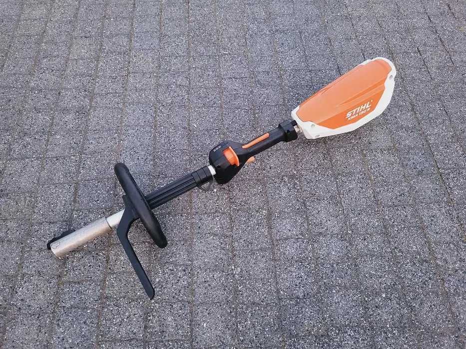 Stihl KMA 130 R Kombimotor akumulatorowy KombiSystem Super stan!