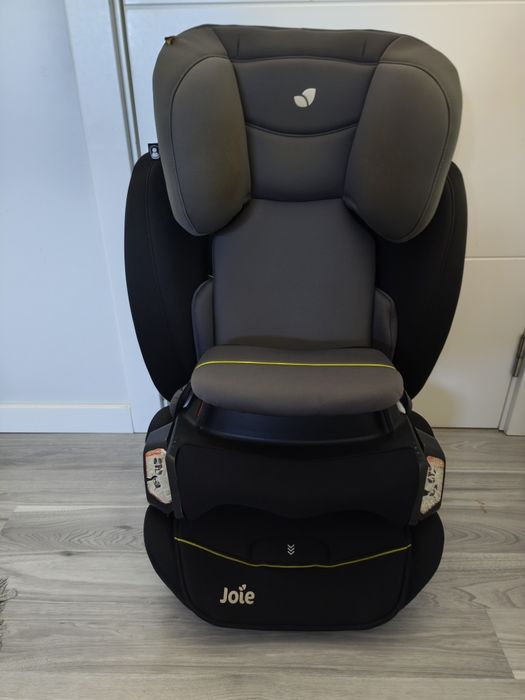 Cadeiras Auto Joie Trillo Shield (9-36kg) com Isofix