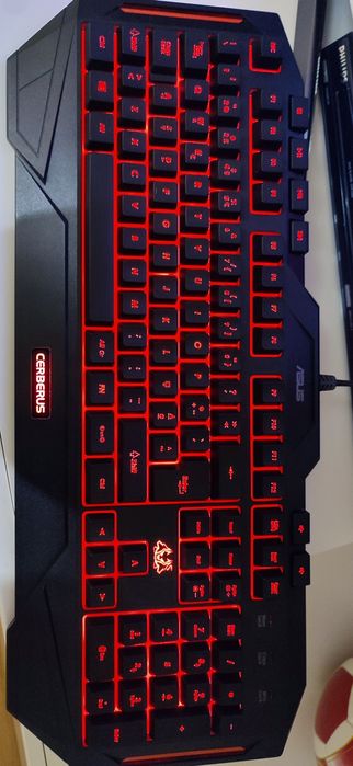 Teclado ASUS cerberus