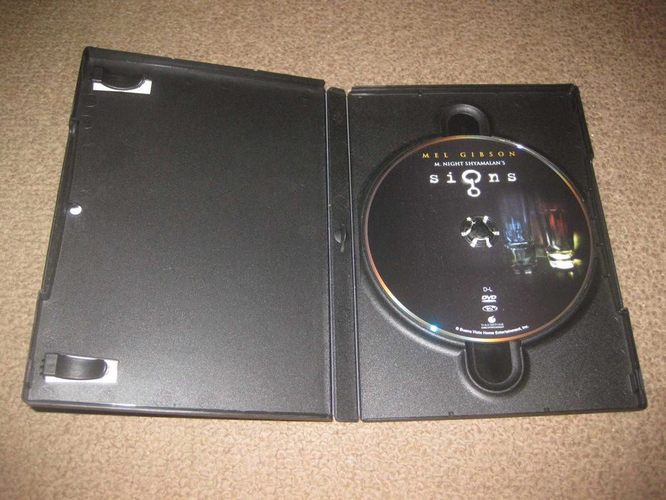 DVD "Sinais" de M. Night Shyamalan