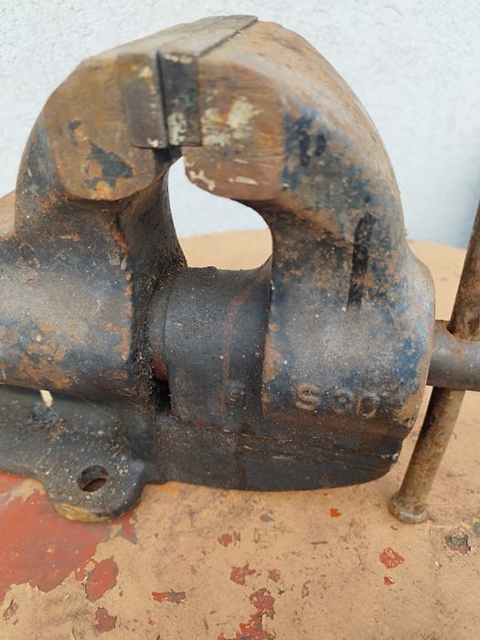 Imadło stołowe , ślusarskie