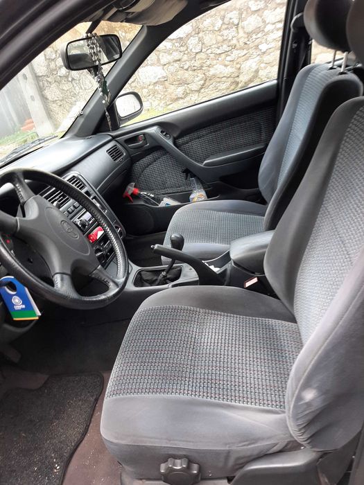 vendo toyota carinaE em bom estado