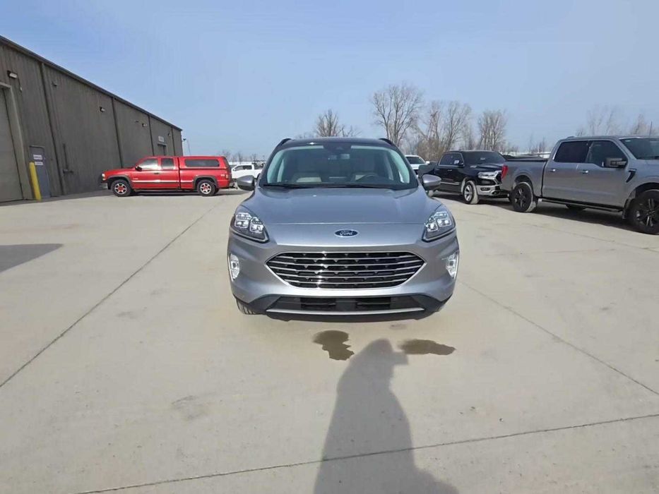 2022 Ford Escape Plug-In Hybrid Titanium