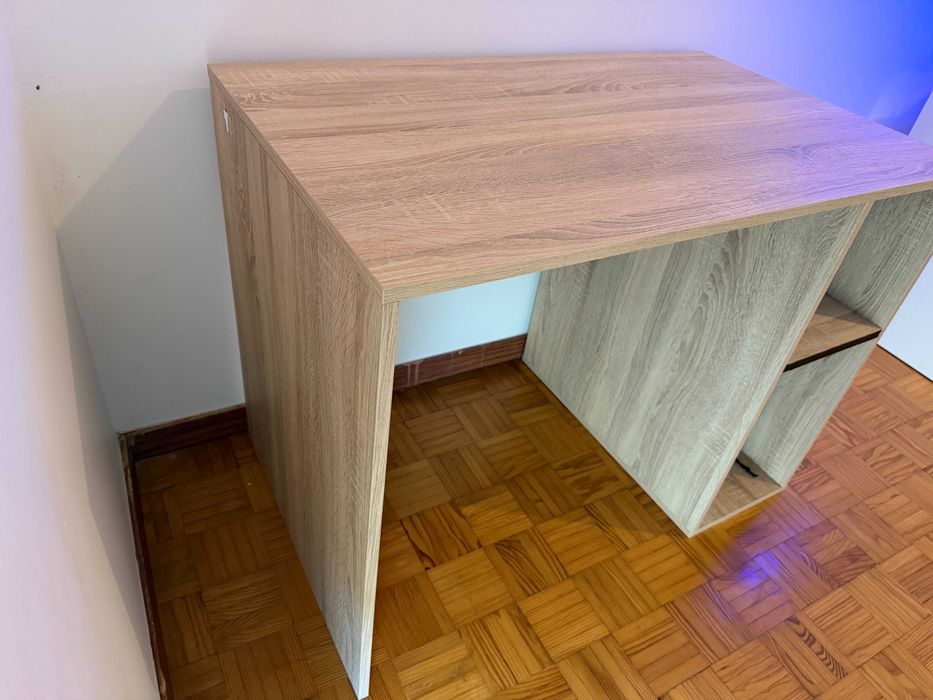 Secretária 100 X 60 ótimo estado