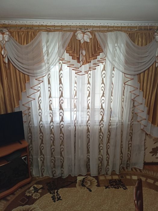 Продам шторы ламбрикен