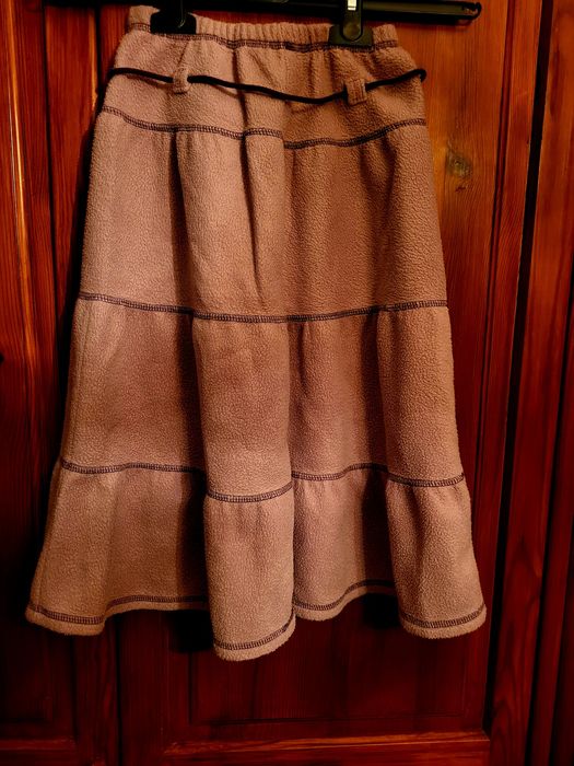 Spódnica polarowa dla dziewczynki 140 cm
