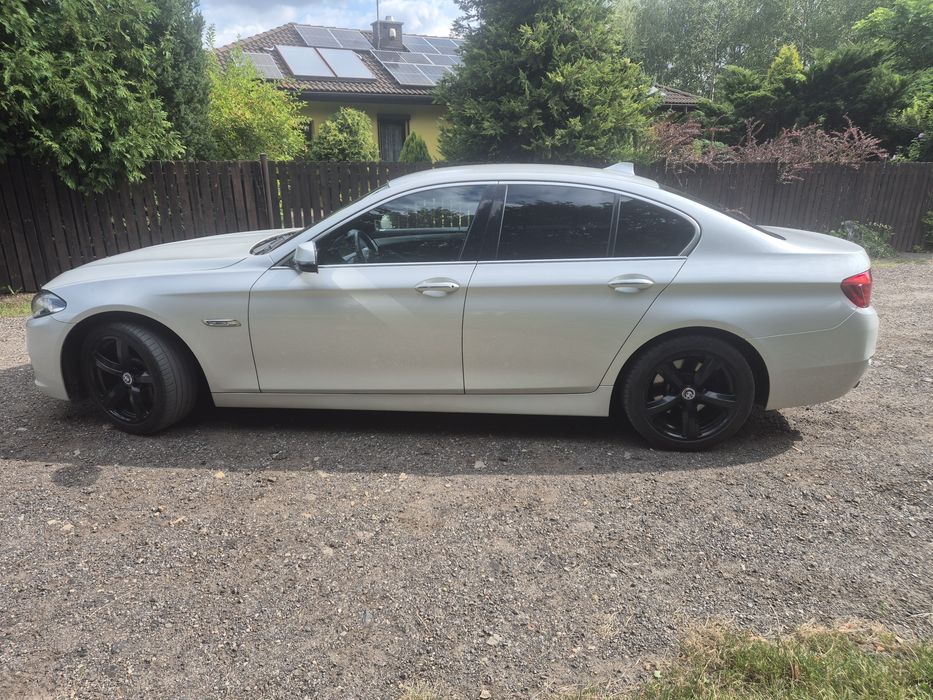 Bmw F10  525 218 KM xdrive