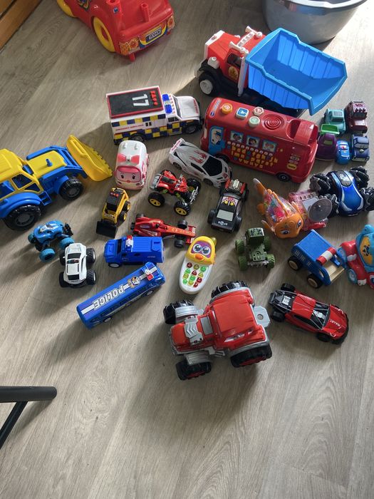 Детские игрушки разные