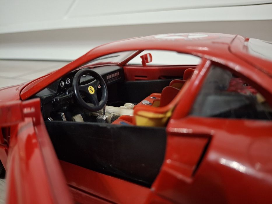 Samochód Kolekcjonerski Ferrari GTO Evoluzione Jouef Evolution 1:18