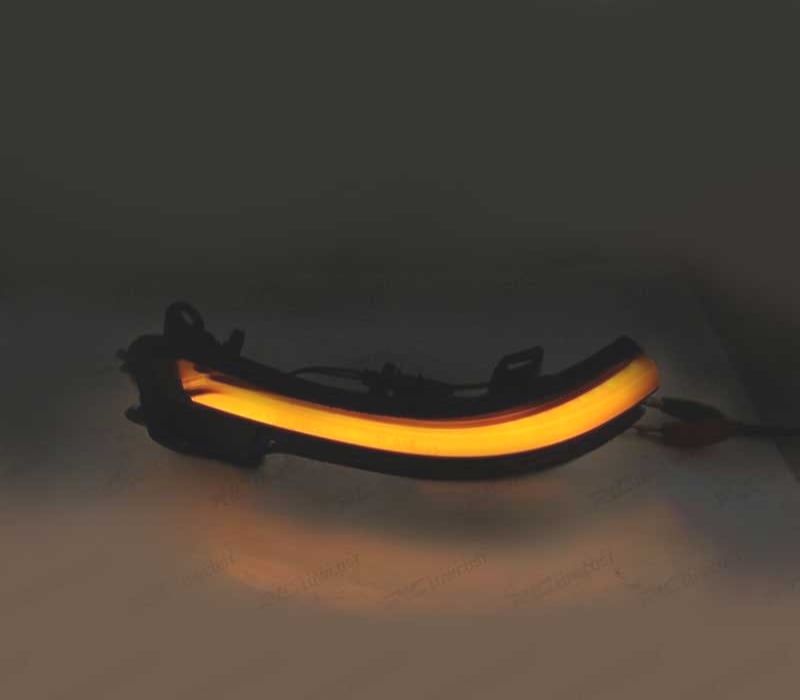 PISCAS LATERAIS LED DINÂMICOS BMW F45 F46 X1 F48
