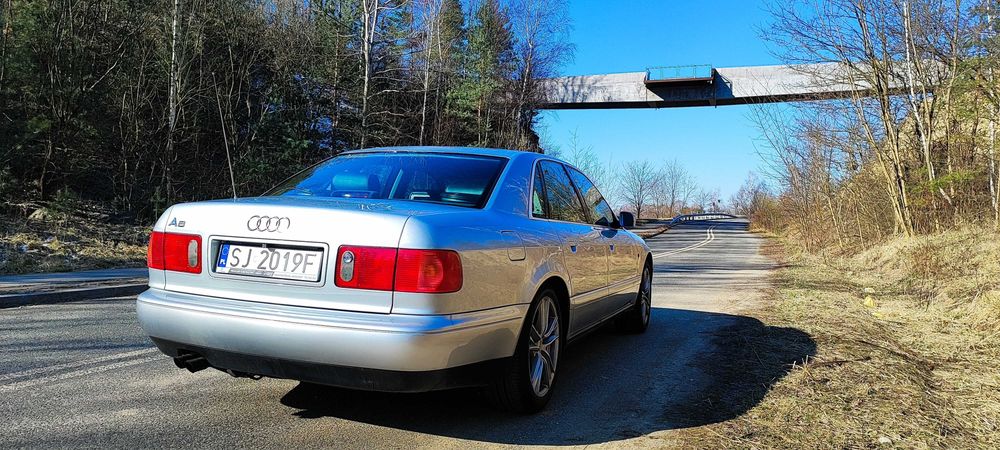 Audi A8 (D2) 2.8 V6 Manual