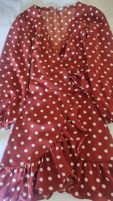 Vestido às bolinhas