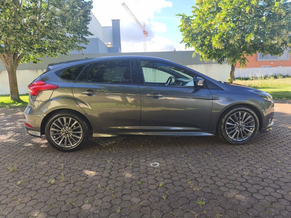 Ford focus 1.5 (Gasóleo) versão ST-Line