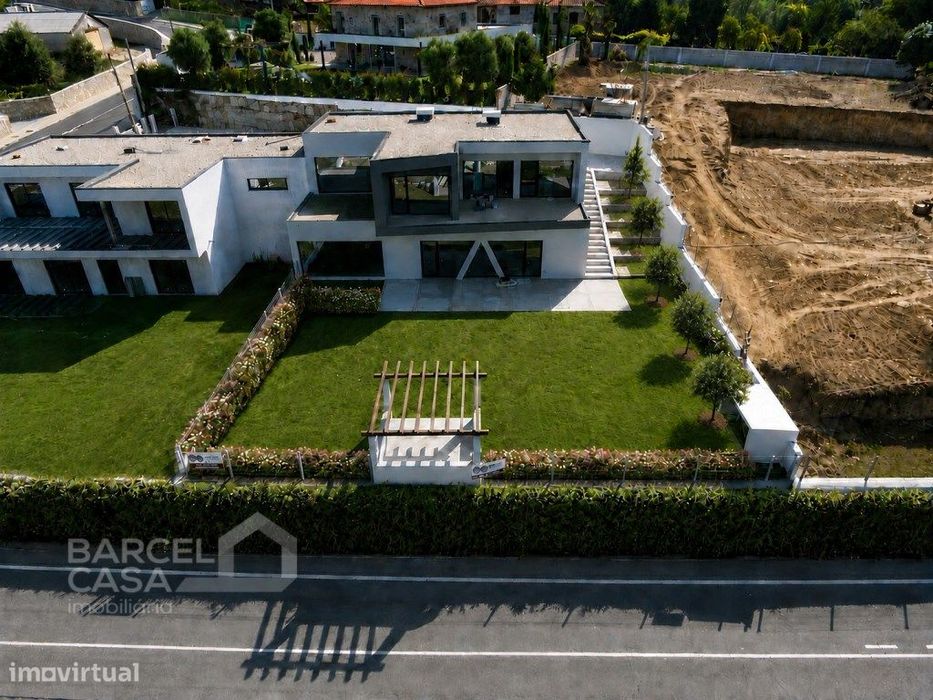 Exclusividade, Requinte e Natureza: A Sua Próxima Moradia de Luxo e...