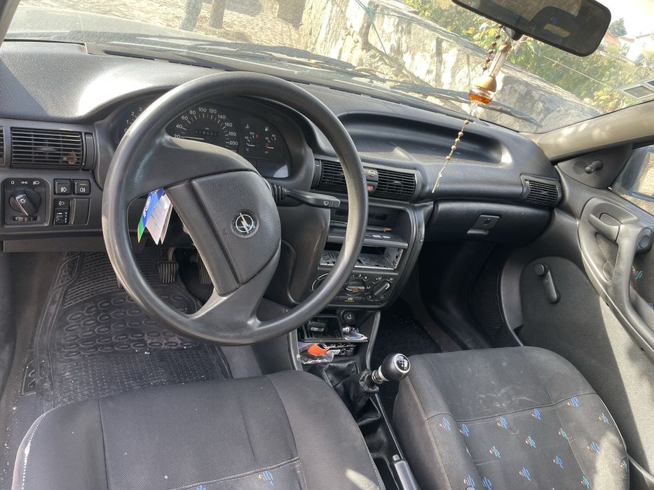 Carrinha Opel Astra 1.7 — photo 3