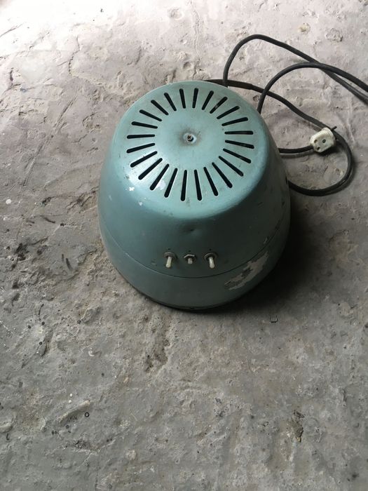 Сушка для волосся,стаціонарна