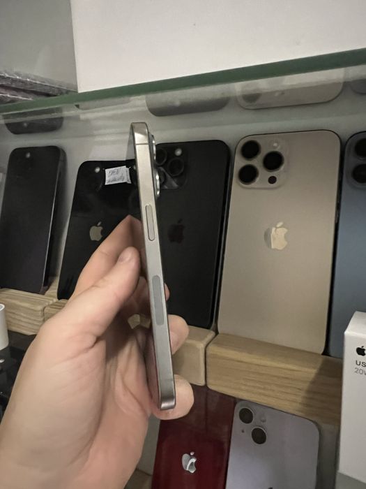  iPhone 15 Pro 256gb Natural Titanium Neverlock Відмінний стан