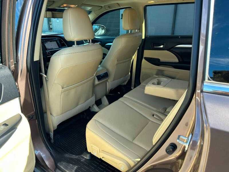 2019 Toyota Highlander XLE