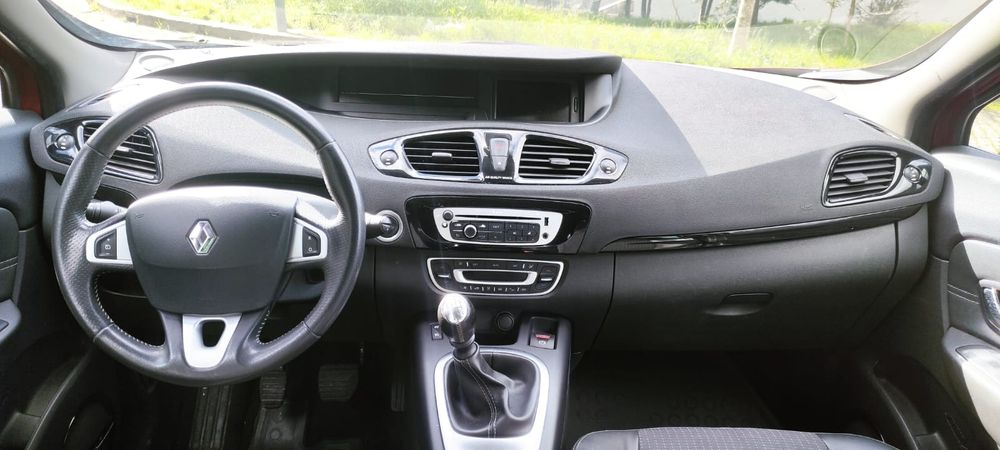 Renault Scenic 1.5 DCI Bose Edition

-Ano 2012
-Motor 1.5 DCI (rápido