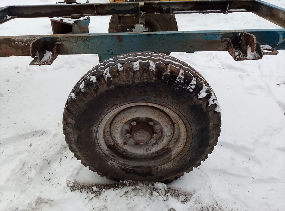 Рама від сака на колесах