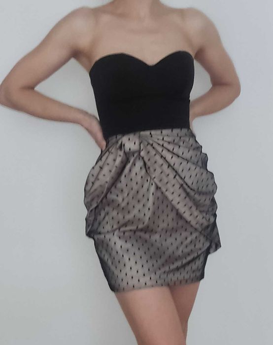 Sukienka Lipsy odkryte ramiona