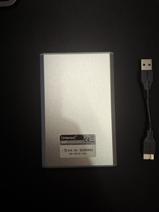 J. Nowy dysk zewnętrzny 1tb