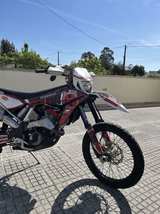 Husqvarna TE449 2011 – Super Rara | Matriculada | Excelente Estado