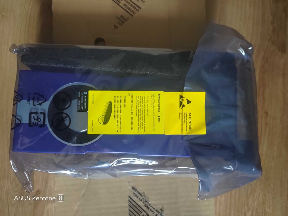 Radeon 5700 pro kit.