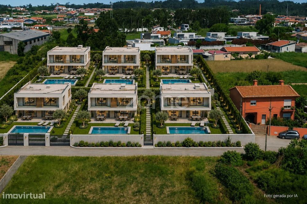 Terreno urbanizável com 4.810 m2 em Paramos (Espinho)