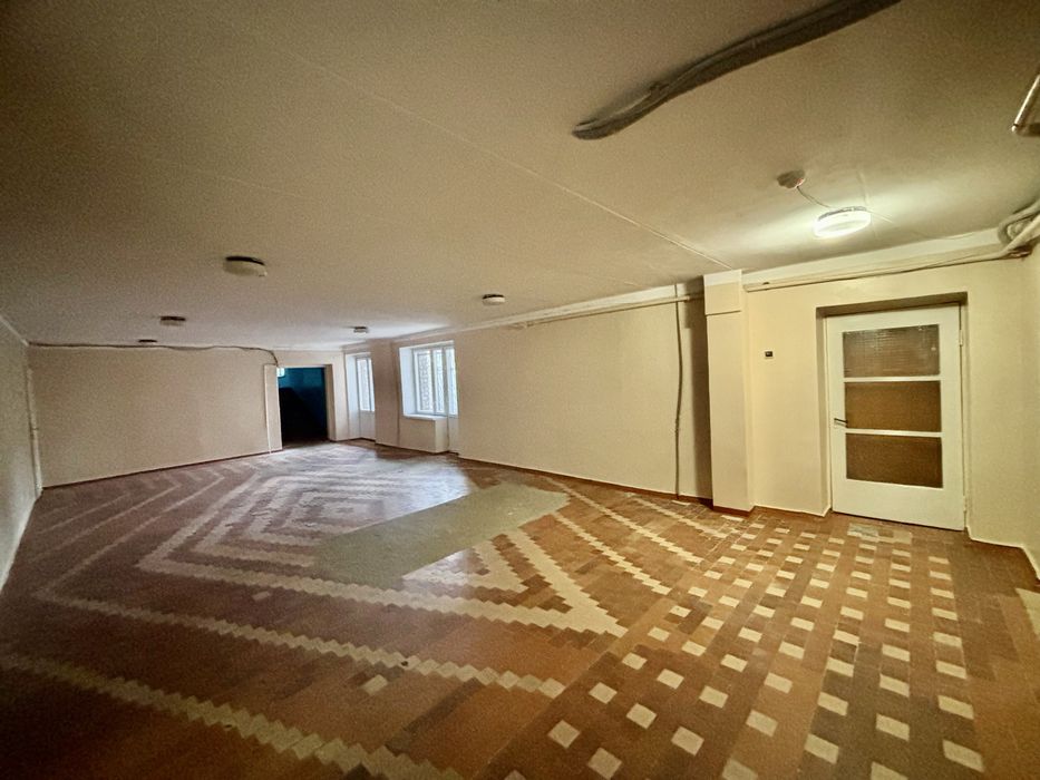 Продам кімнату Театральна