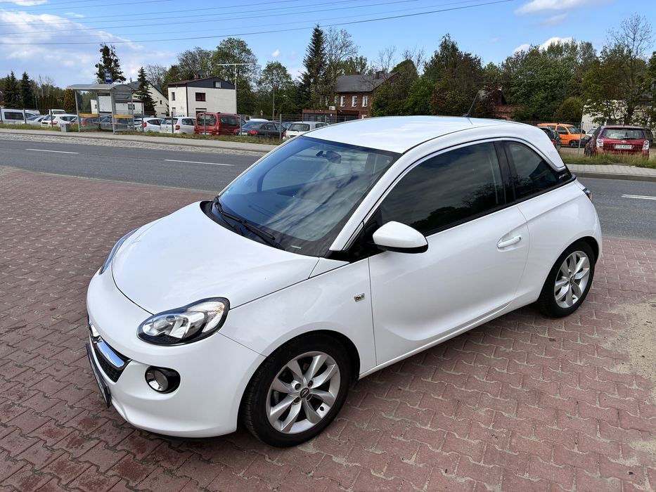 Opel adam rok 2017 poj 1.2 przeb 111tys