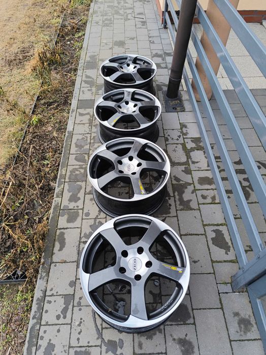 Felgi aluminiowe 17' DOTZ 5x120 ET 35