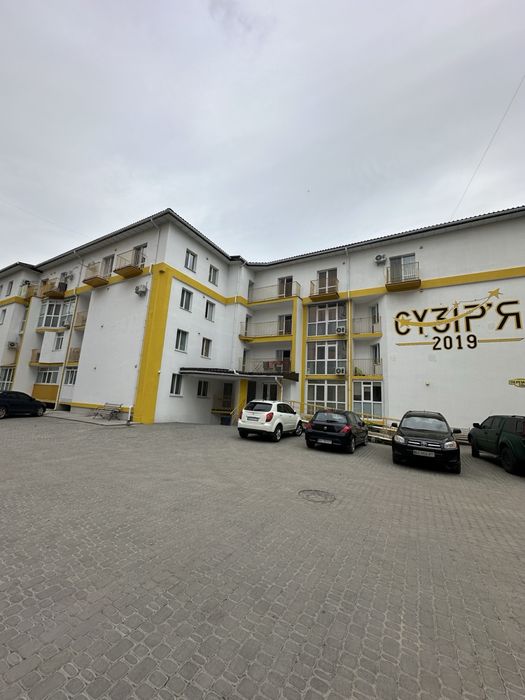 1 кімнатна  на добу   ЖК  ,Сузірьяʼ