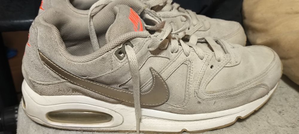 продам Кроссовки женские Nike Air Max Command Premium