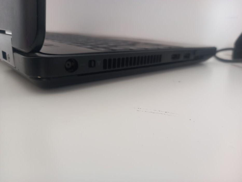 Portatil Dell Latitude E5540  i5 2.3 GHz sem Bateria PEÇAS