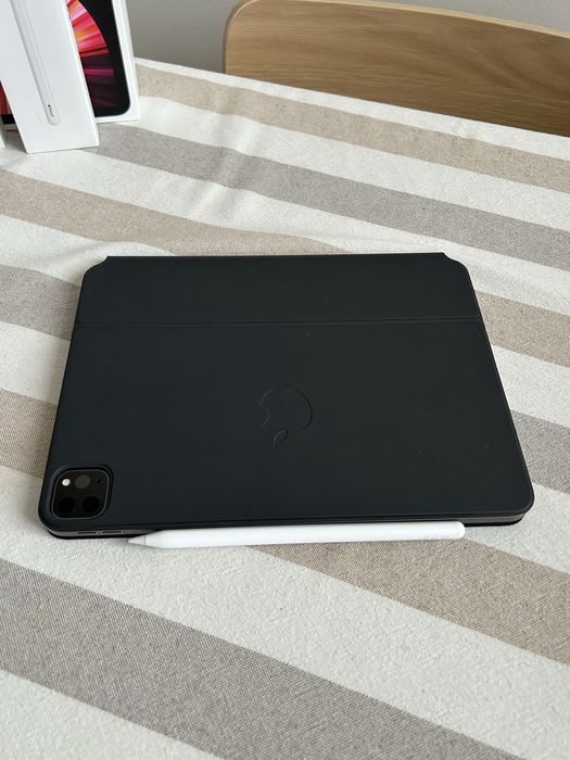 iPad Pro 11 " 256 gb M1 + Magic Keyboard + Pencil 2nd gen